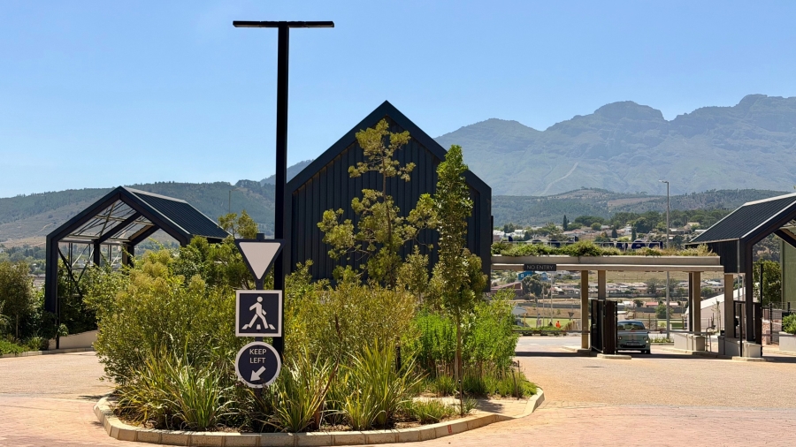 2 Bedroom Property for Sale in Newinbosch Western Cape